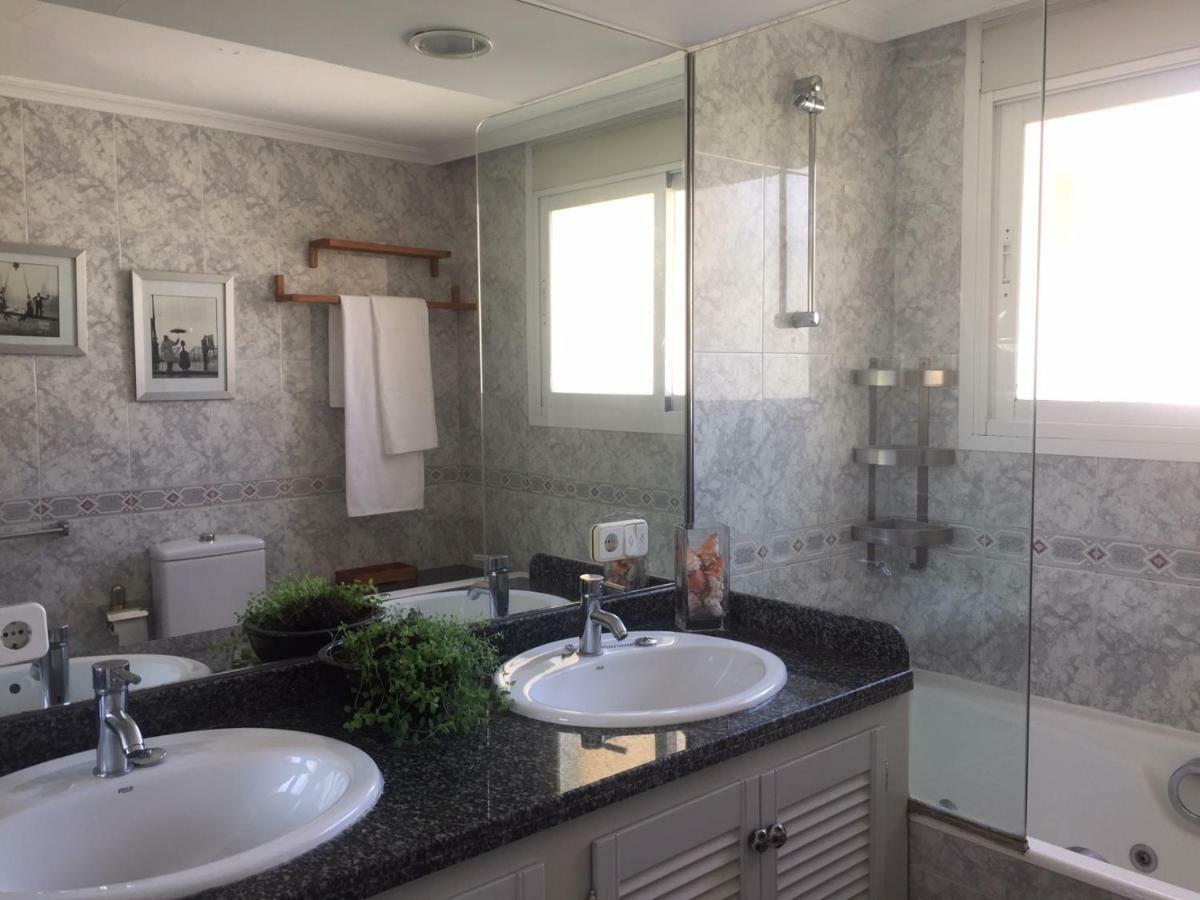 トレモリノスApartamento La Carihuela - Urb. Eurosolアパートメント エクステリア 写真